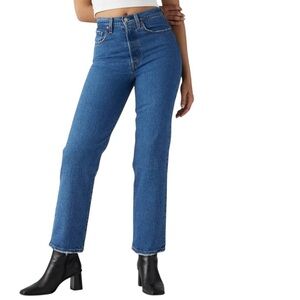 NWOT Levi's Women's Ribcage Straight Leg Jeans